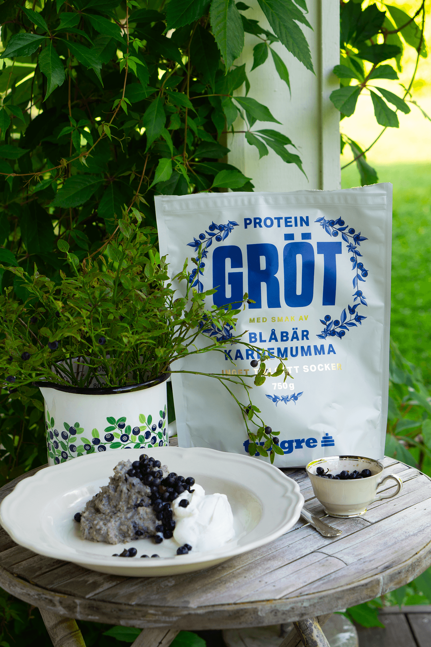 Proteinrik blåbärsgröt med kardemumma grötmix blåbär kardemumma