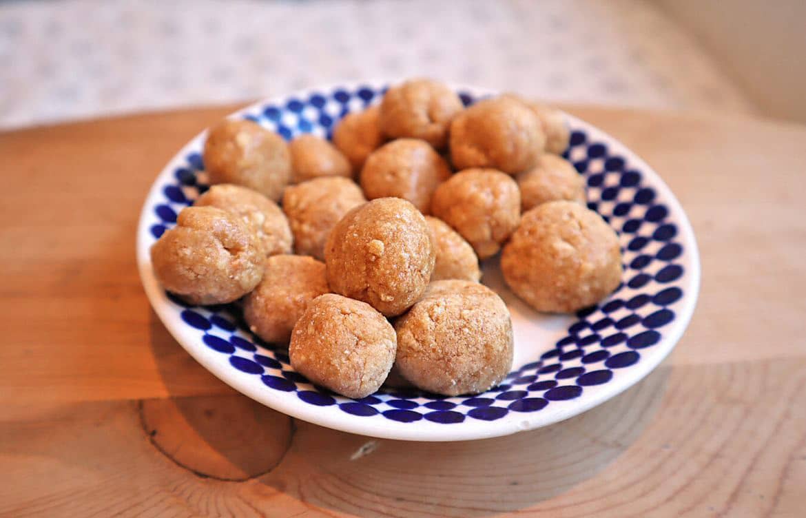 Proteinrika kardemummabollar