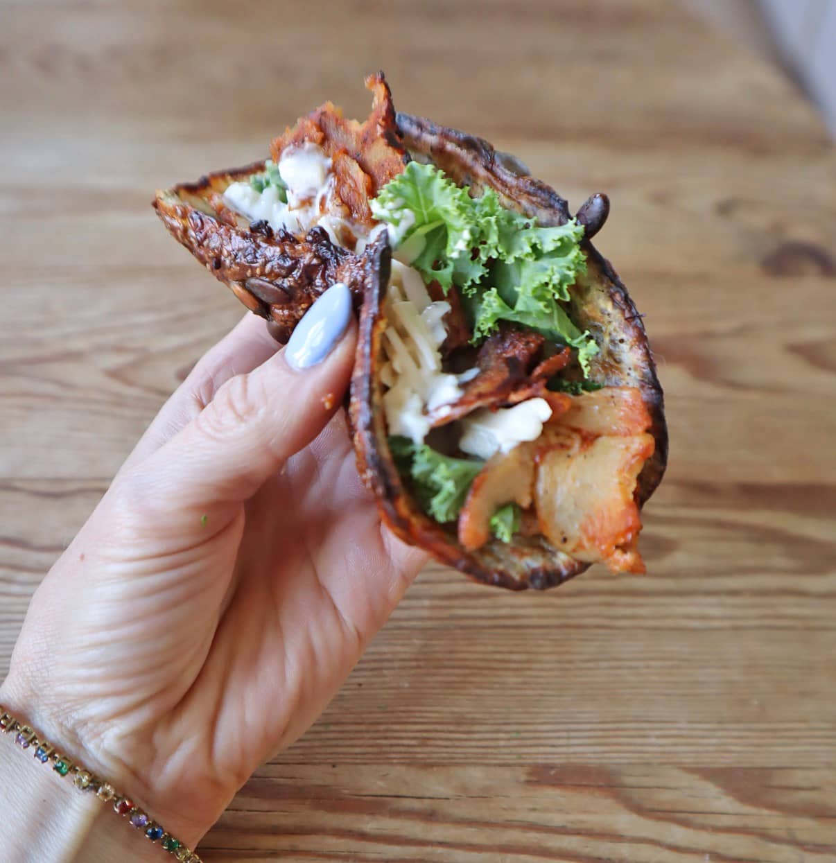 Proteinrik kesowrap med kyckling och ceasardressing