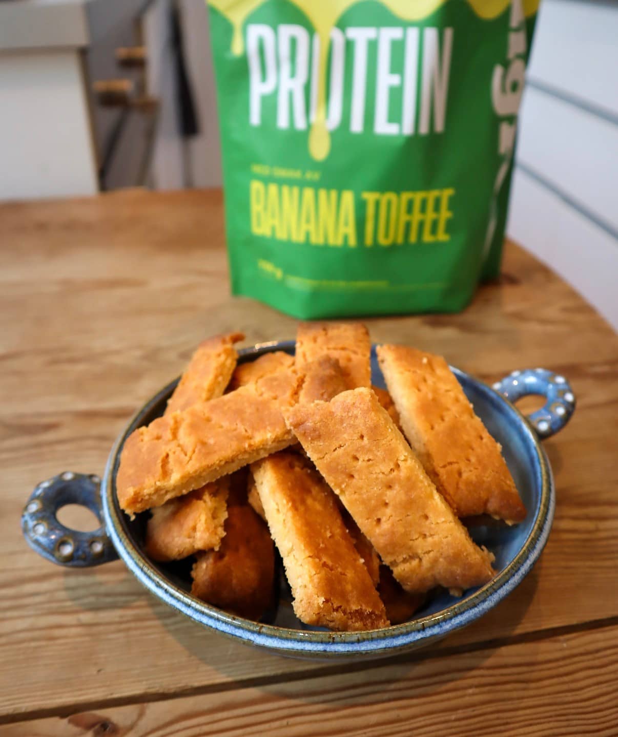 Proteinrika kolasnittar med banan och toffee creamy banana toffee