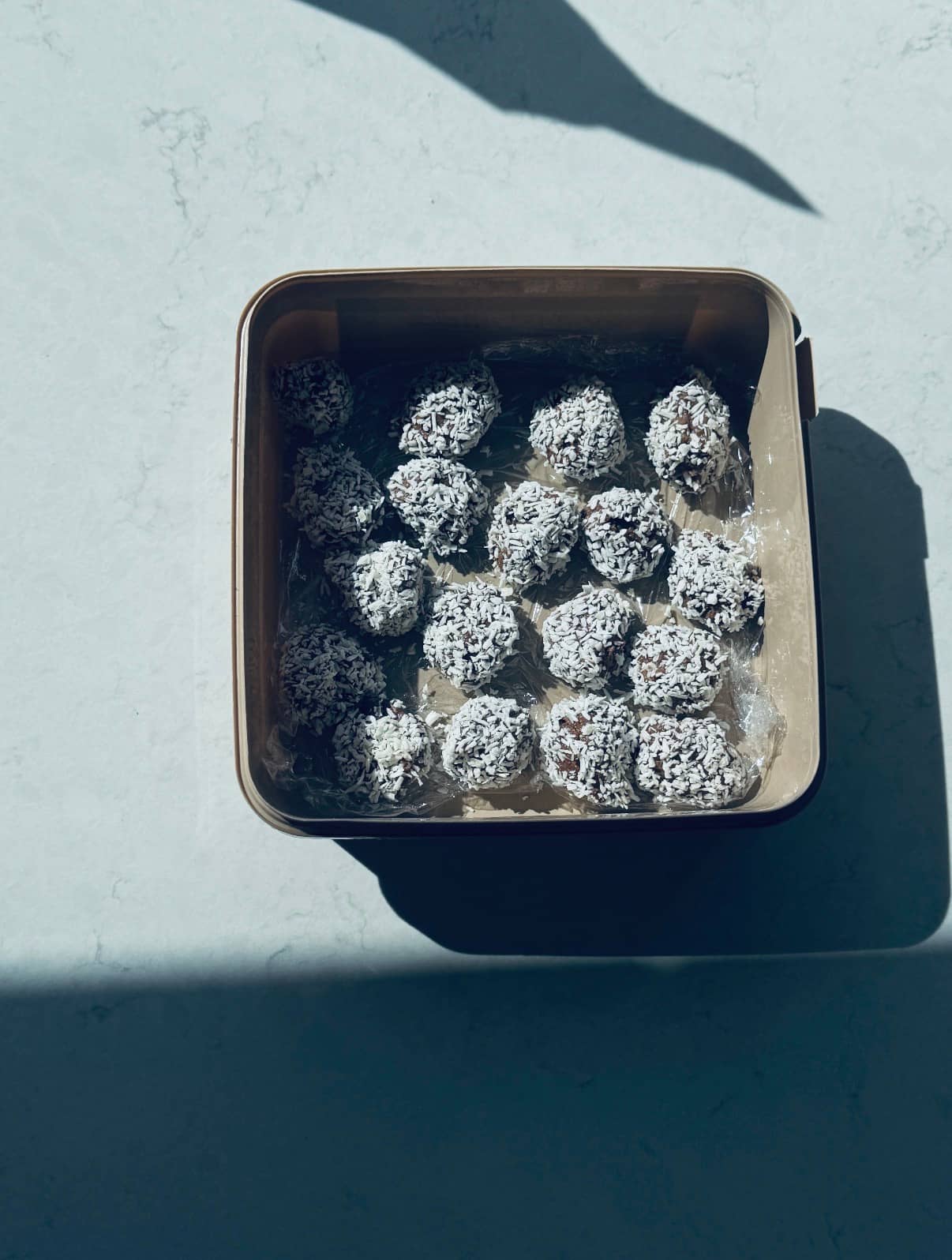 Proteinrika arraksbollar med rismjöl kasein chokladboll