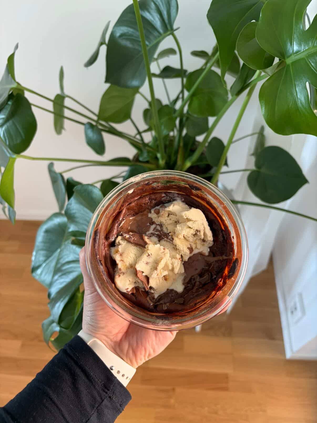 Proteinrik mugcake med choklad kasein mjölkchoklad med havssalt 