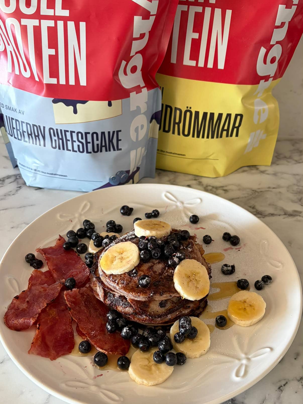 Proteinrika kvargpannkakor med bacon