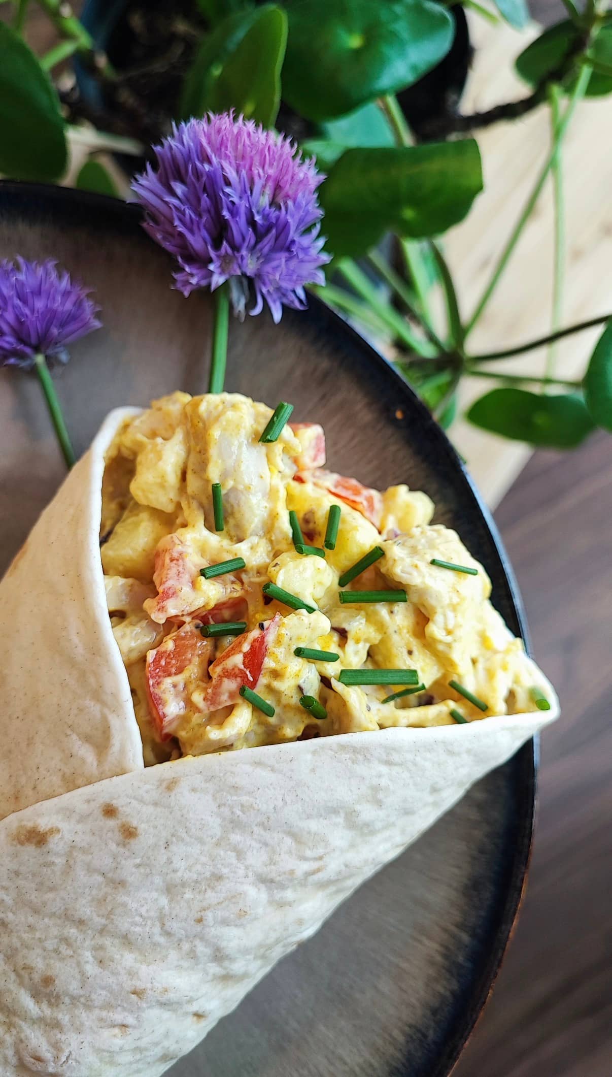 Proteinwrap med krämig currykyckling