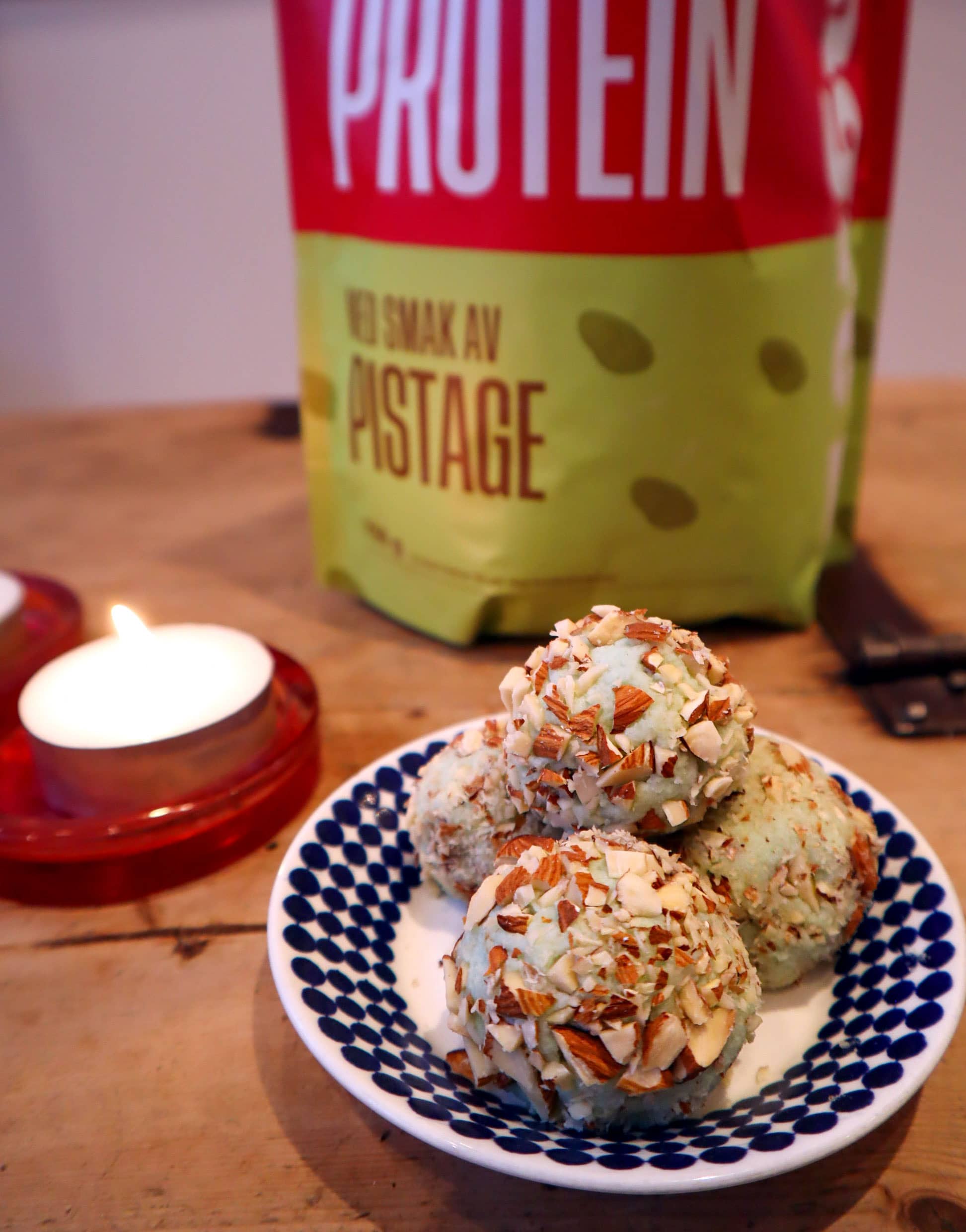 Proteinrika dubaibollar med nutellagömma kasein pistage 