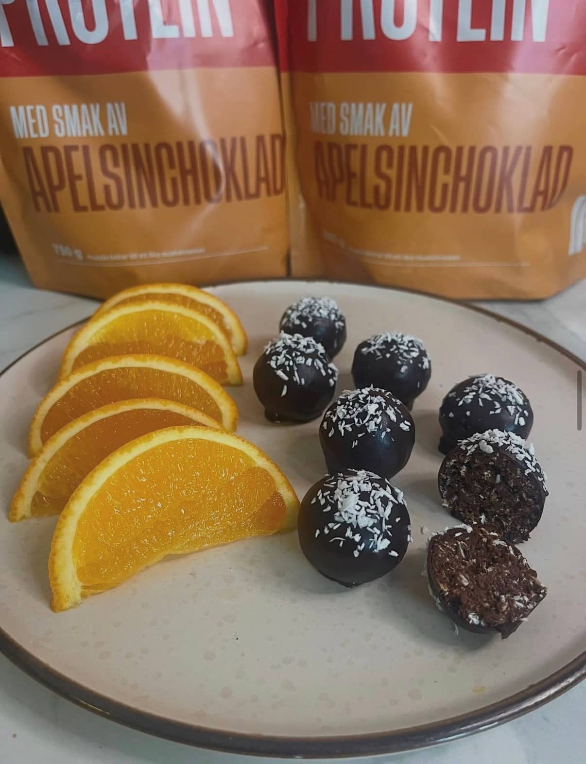 Lyxiga proteinbollar med apelsinchoklad vassle apelsinchoklad