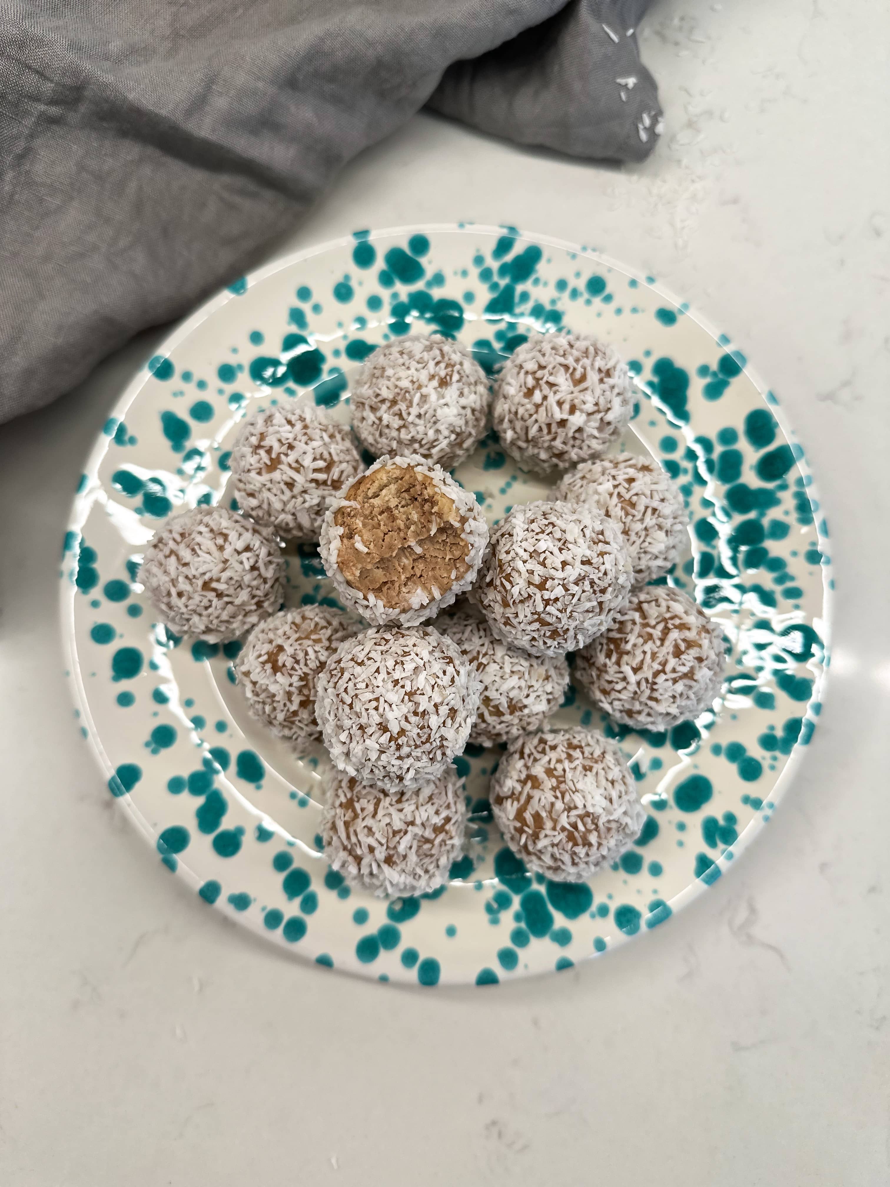 Proteinrika och ljusa havrebollar