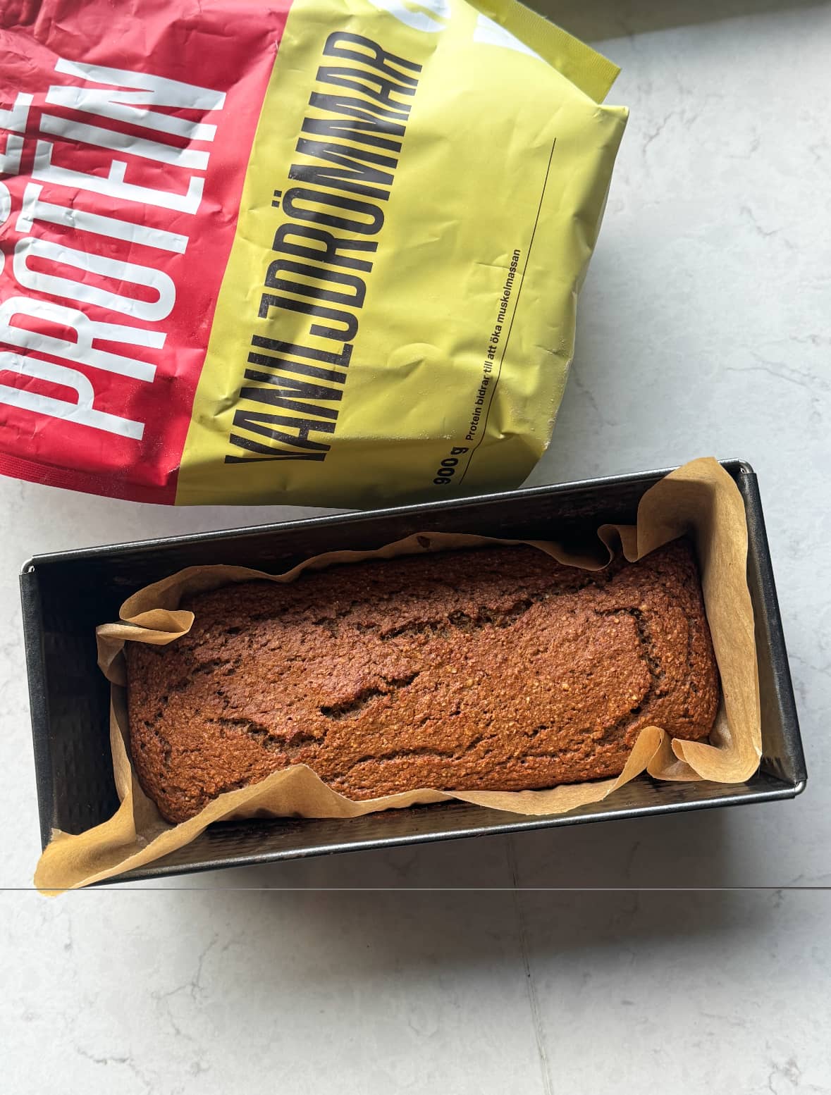 Saftig och proteinrik banankaka med julkryddor vassle vaniljdrömmar