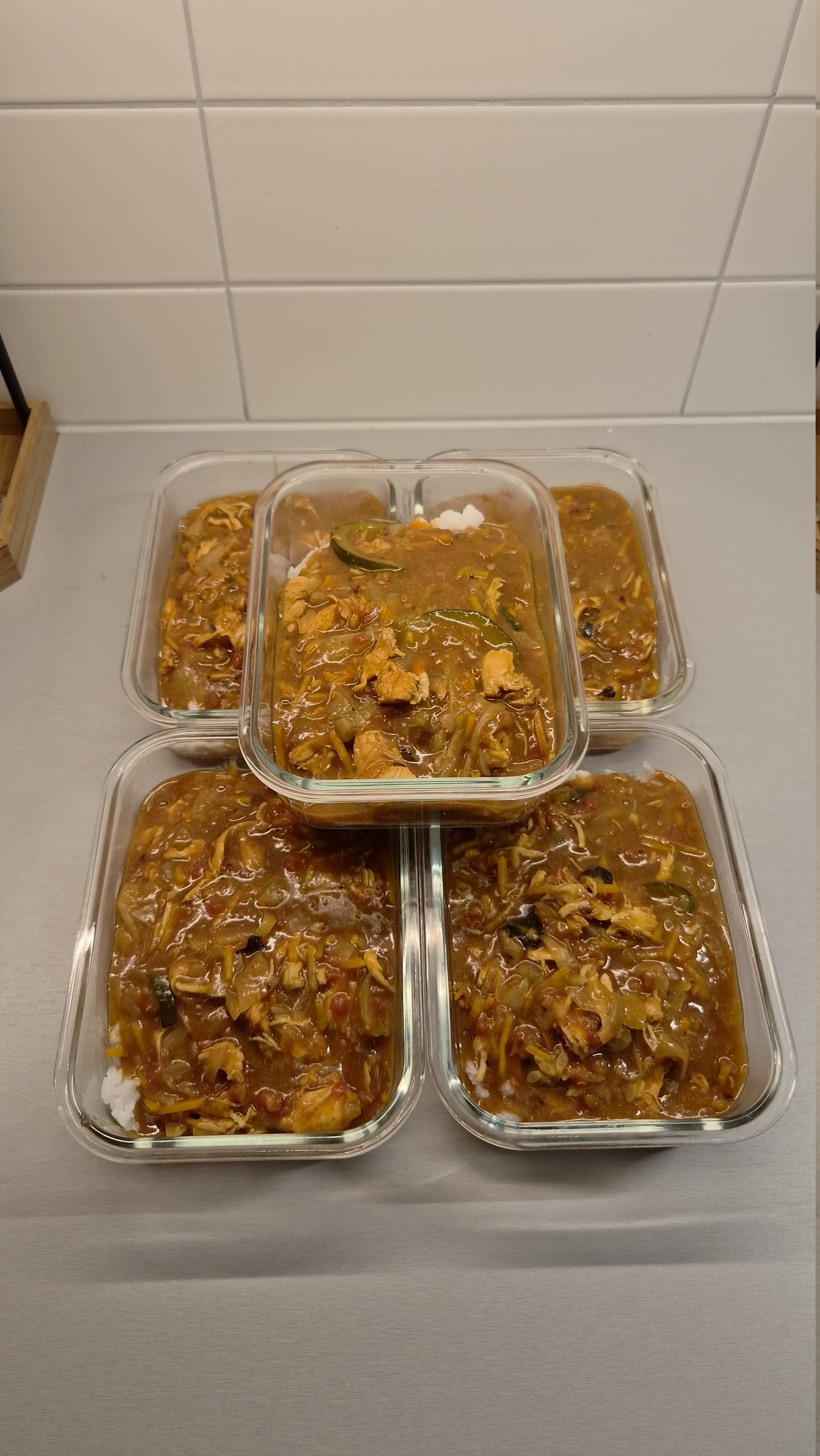 BBQ pulled chicken med ris