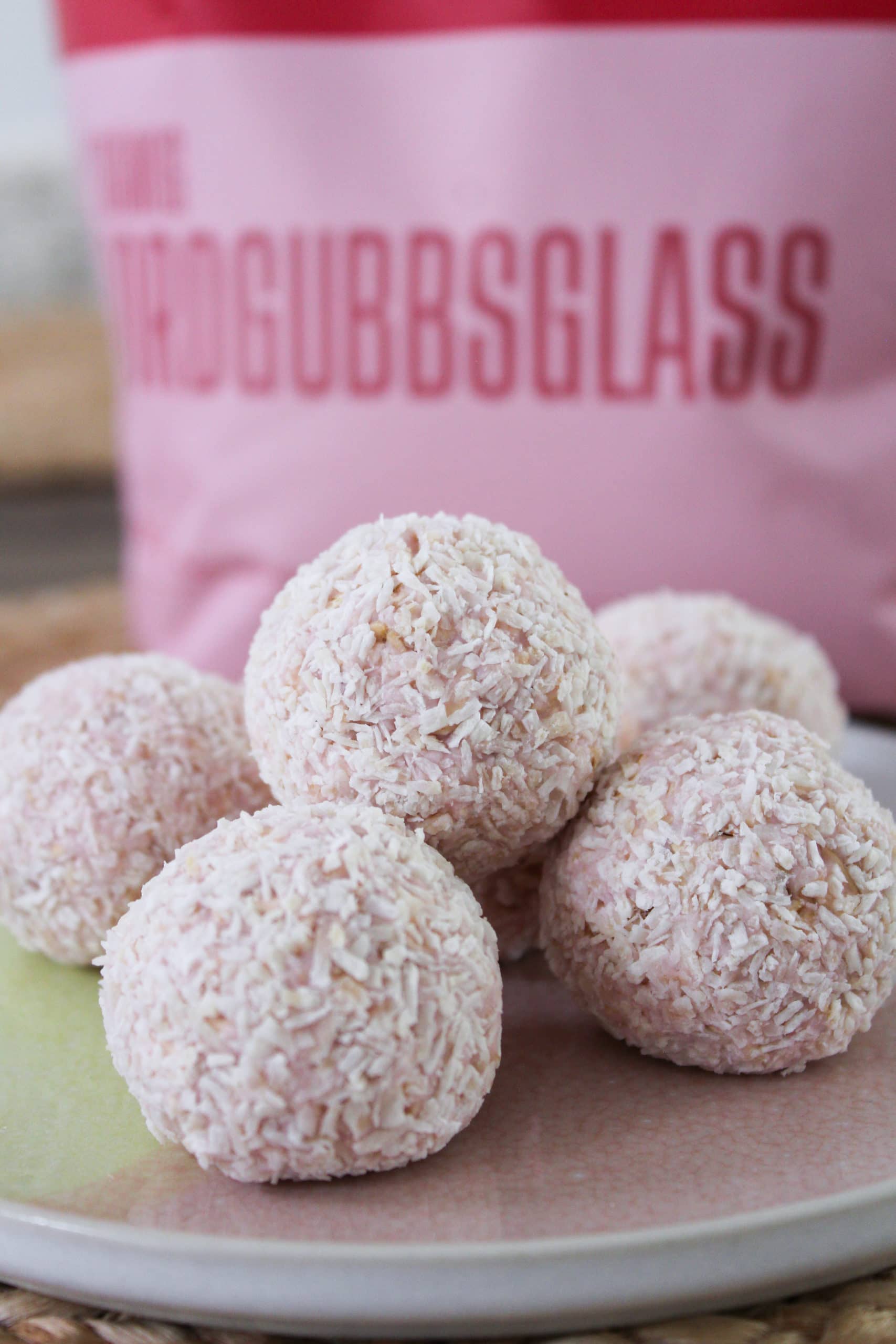 Proteinrika jordgubbsbollar