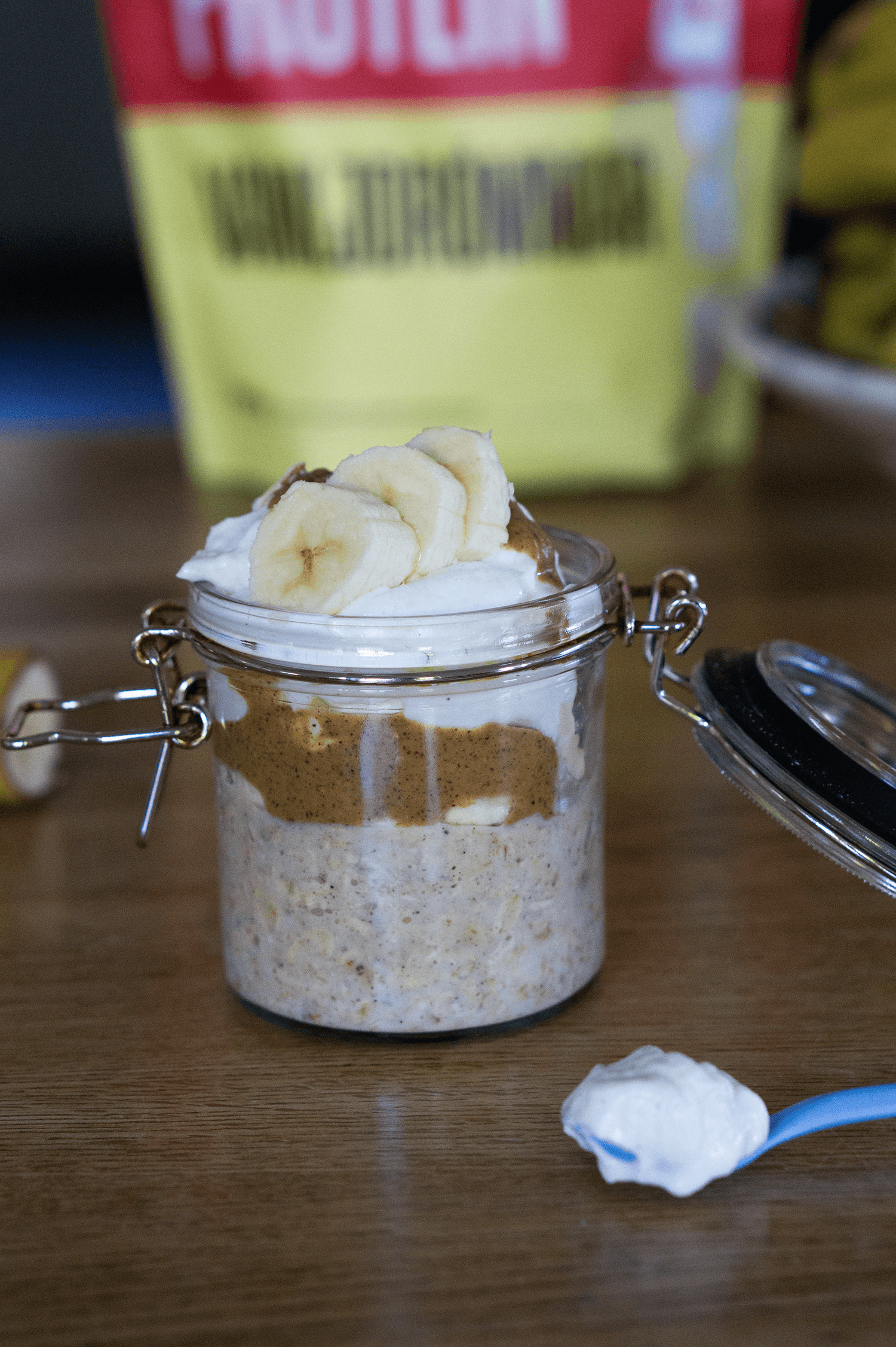 Overnight oats med banan- och jordnötssmör