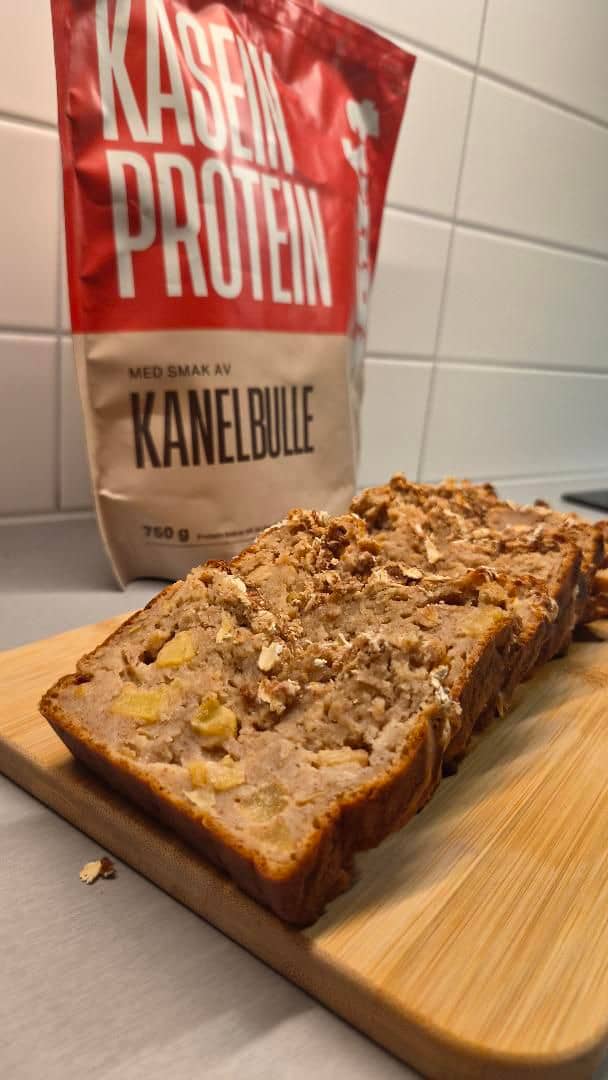 Proteinrik äppelkaka med smultäcke