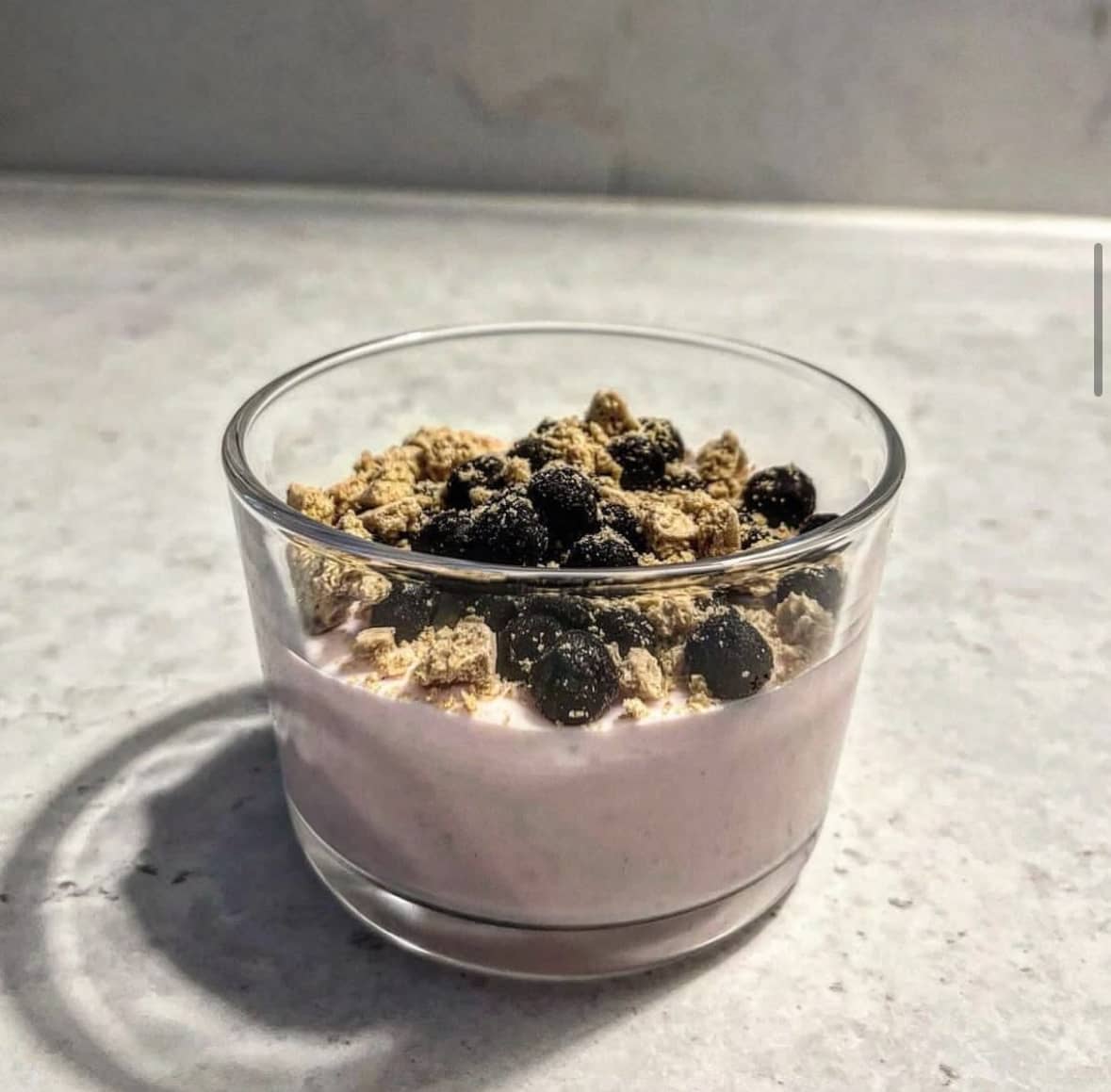 Proteinrik strawberry cheesecake