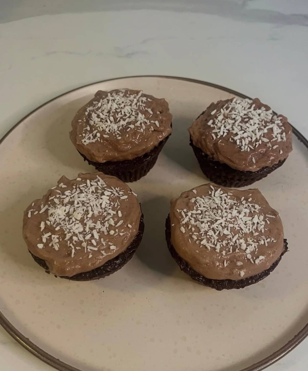 Proteinrika kladdkakemuffins kasein chokladboll