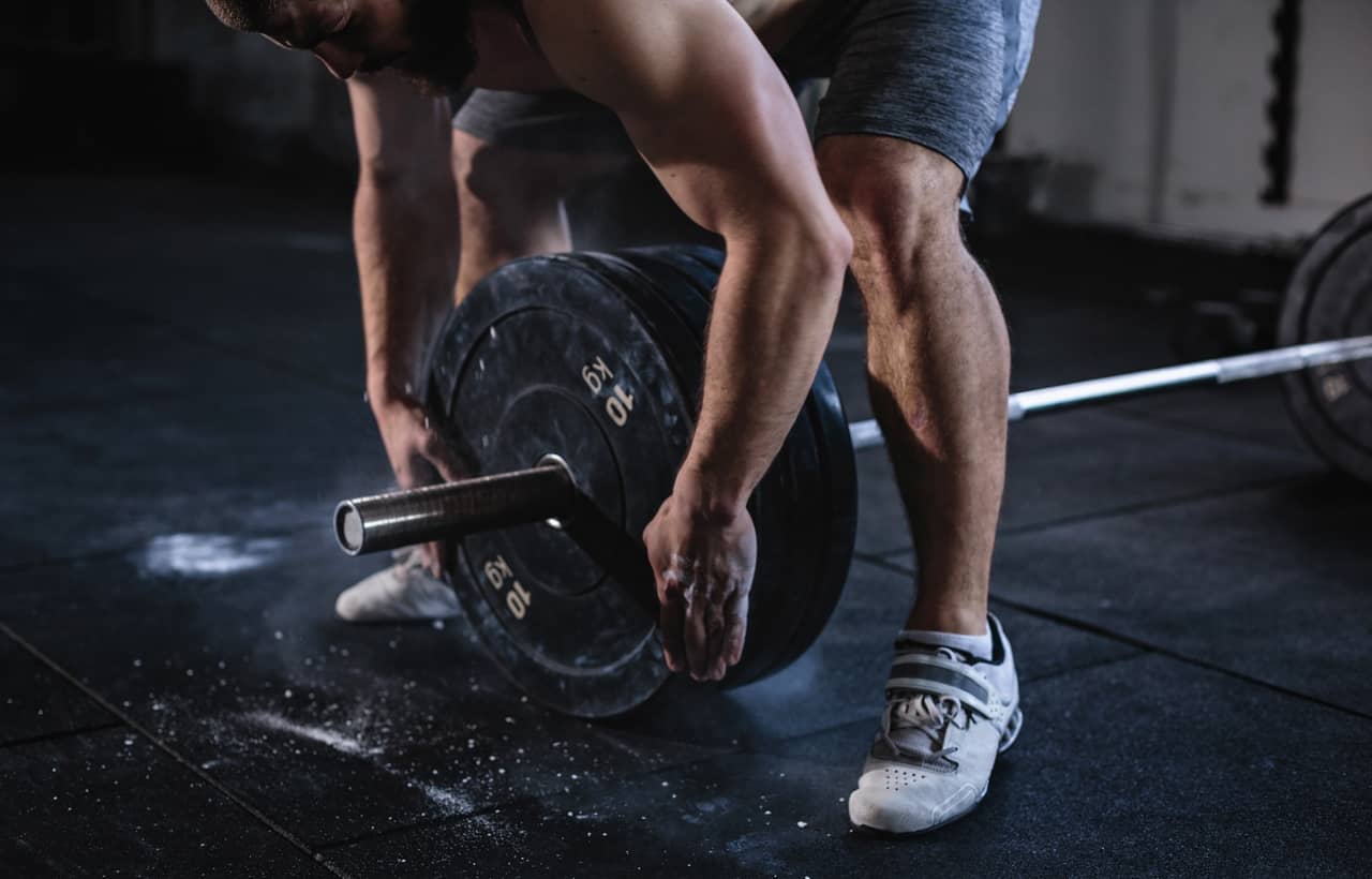 Effekter från 12 månader med periodisk fasta och styrketräning
