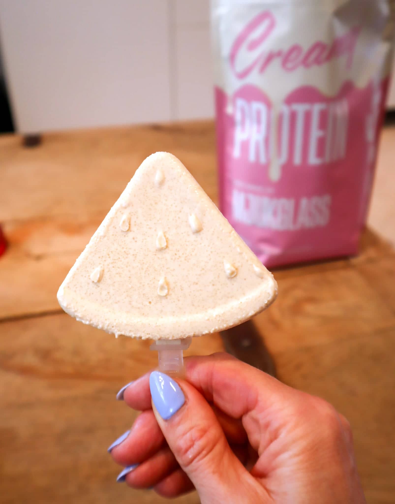 Proteinrik kolaglass på pinne  
