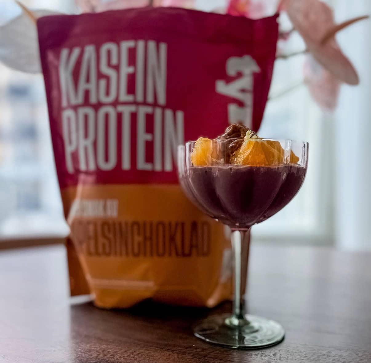 Proteinpudding med smak av apelsinchoklad kasein apelsinchoklad
