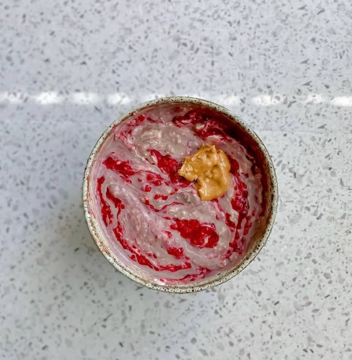Proteinrik overnight oats med hallon & choklad