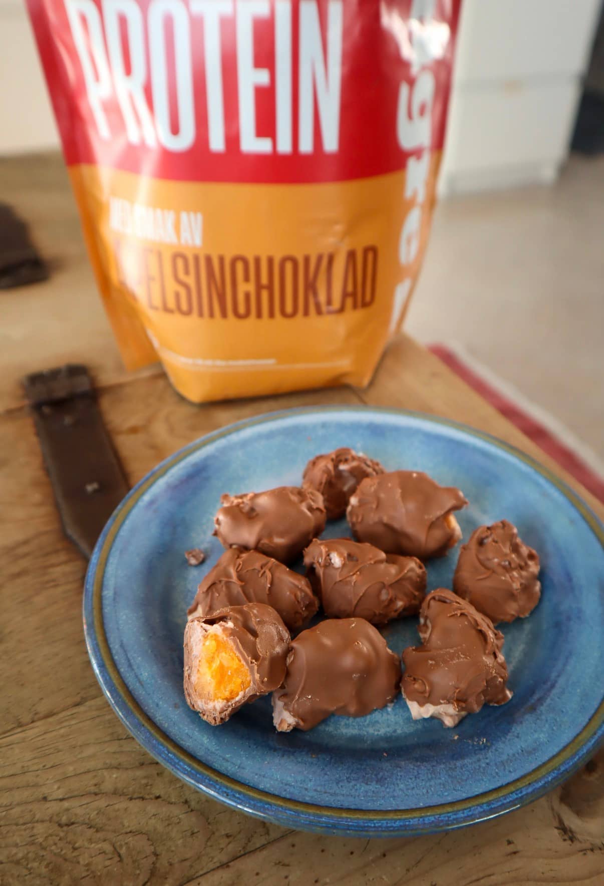 Frysta apelsinchokladbitar med proteinkräm