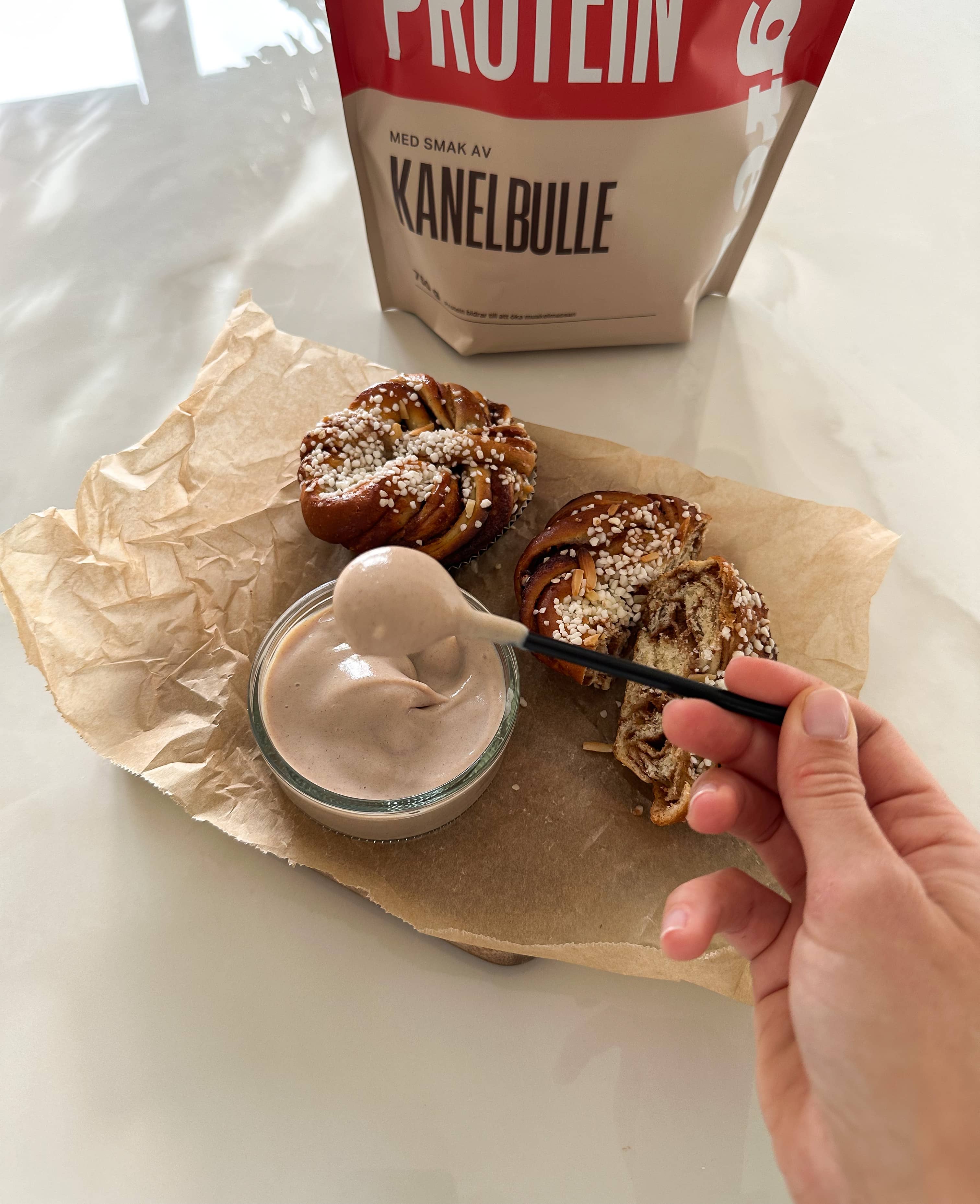 Kaseinfluff med smak av kanelbulle kasein kanelbulle