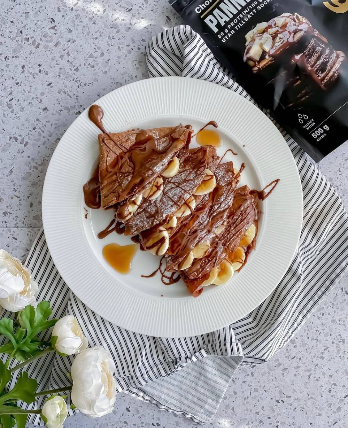 Crêpes med banan & chokladfyllning