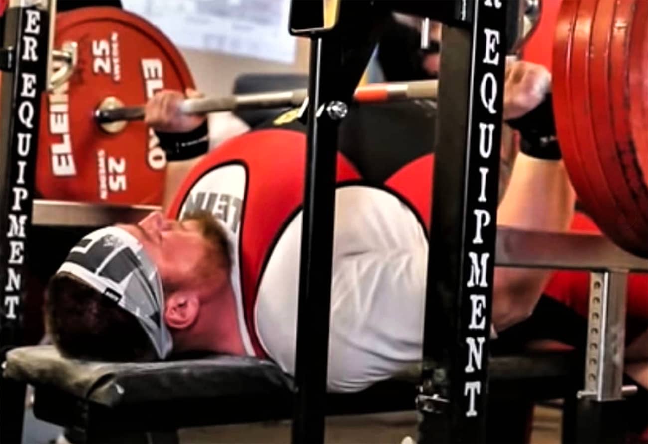 Vill du bänka 250 kg? Lär dig av Joel Sundelin.