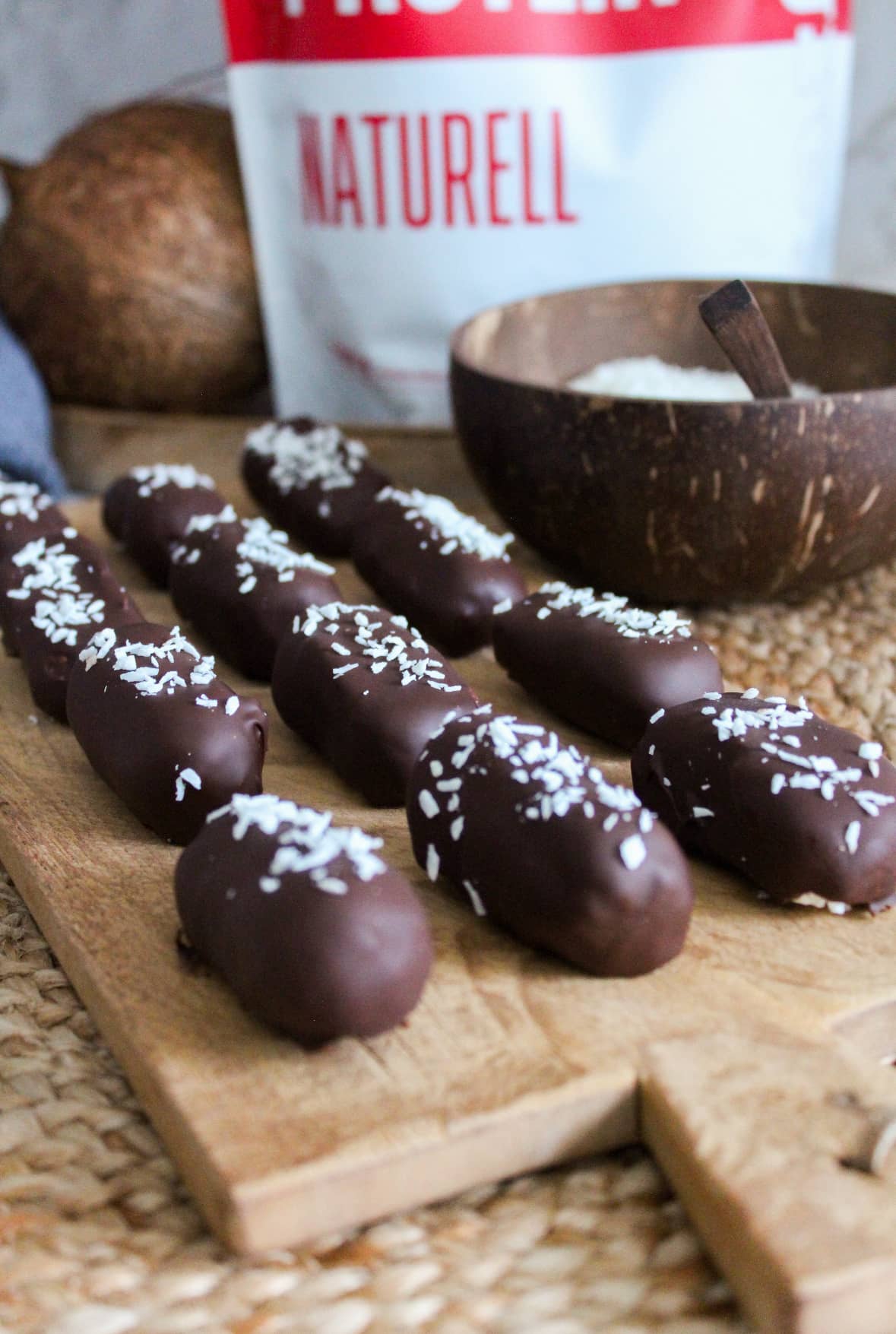 Krämiga proteinbountys med mörk choklad