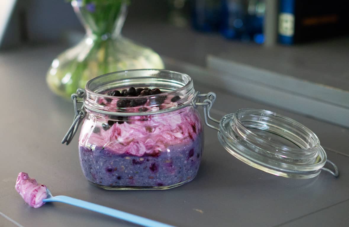 Proteinrik overnight oats med blåbär- och kardemumma grötmix blåbär kardemumma