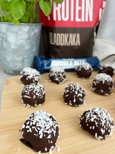 Chokladdoppade proteinbollar