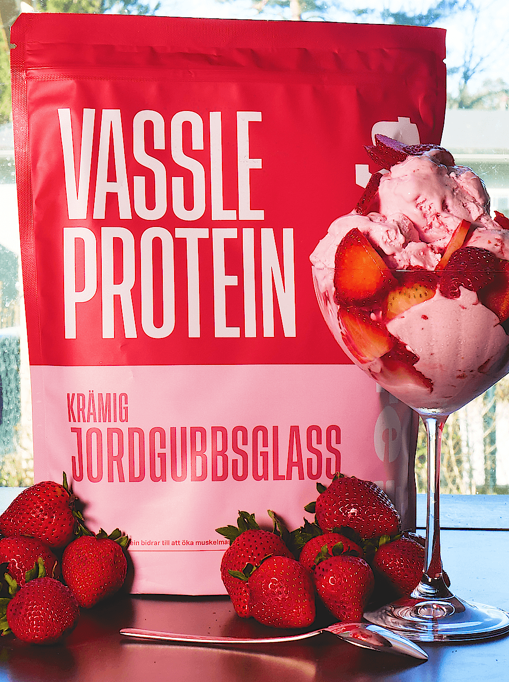 Bildnummer 2 av Vassle Krämig Jordgubbsglass